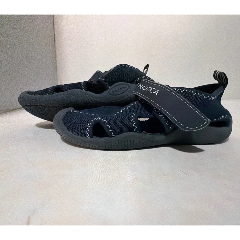 Nautica Boys Navy Blue Mesh Water Sandals Closed Toe Hook Loop Strap Size 10